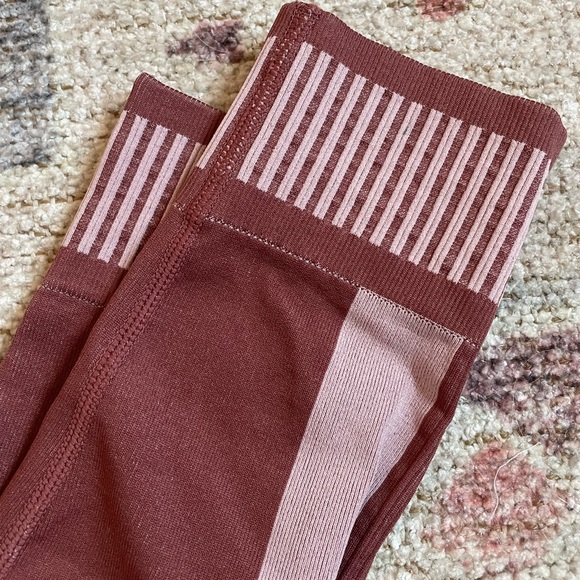 FABLETICS High-Waisted Legging - Picture 3 of 4